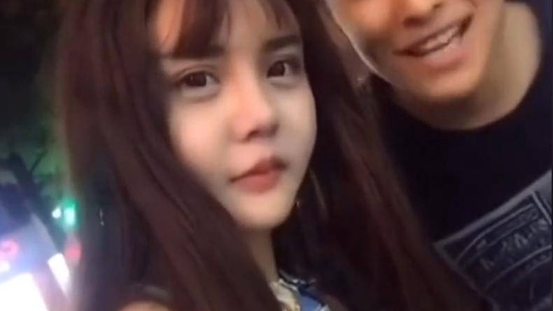 韩安冉发文向女星致歉，网红明星跨界冲突再掀舆论风暴